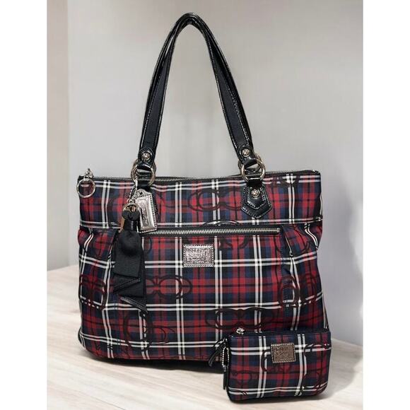 Coach 18713 Poppy Signature Tartan Glam Tote & Matching Wristlet - Picture 12 of 12